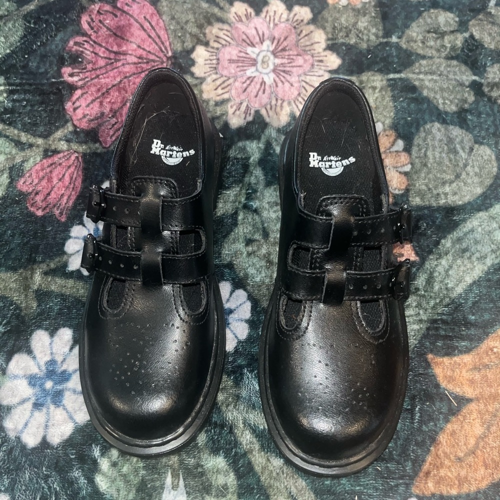 New Dr. Martens Black T strap Mary Jane’s. Youth size 5 women’s size 6